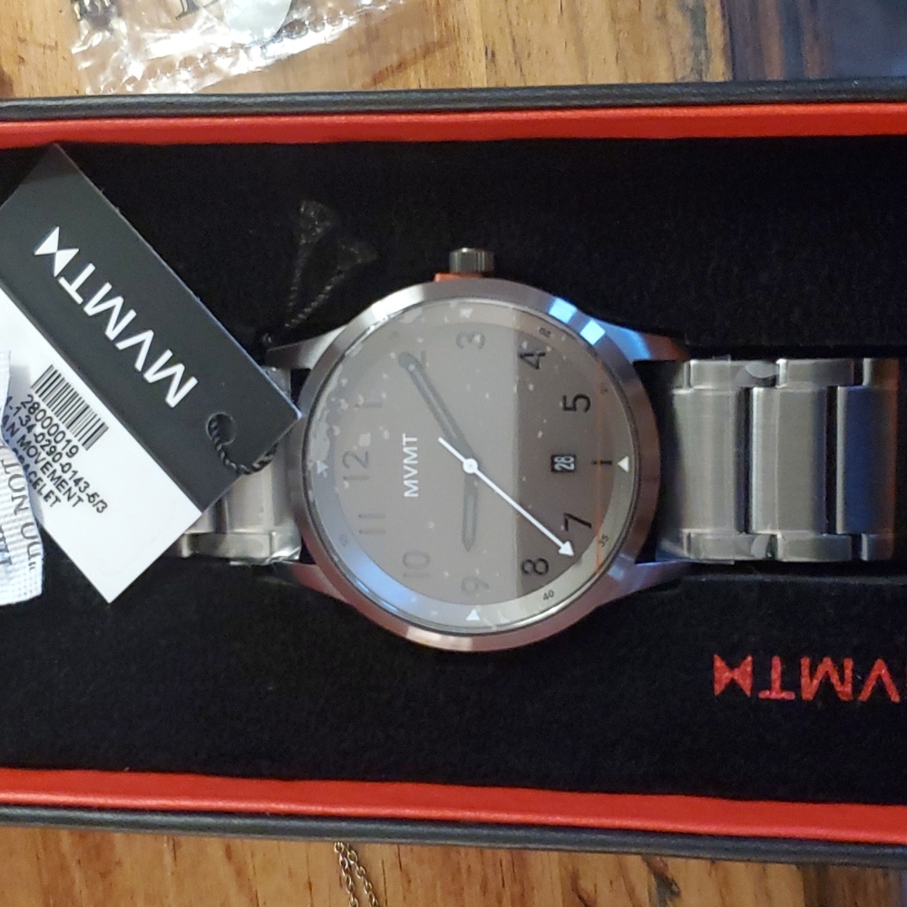 Mens watch